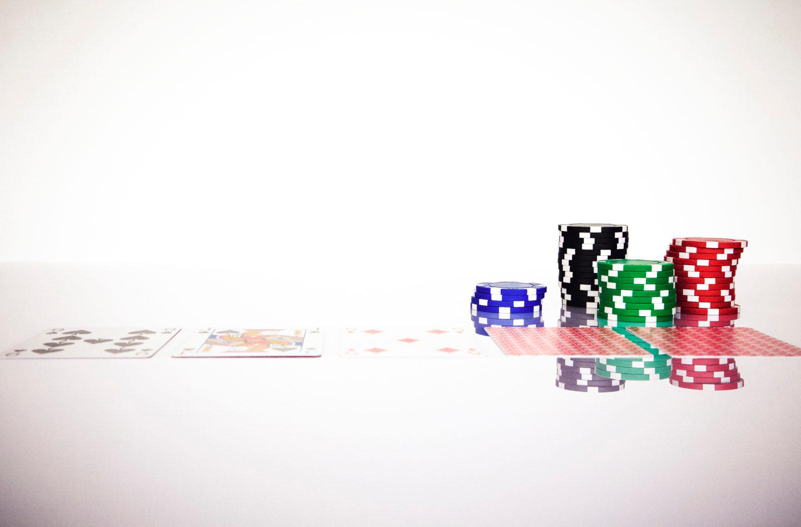 Block Deals and Bulk Deals in the Stock Market: Who Can Trade?