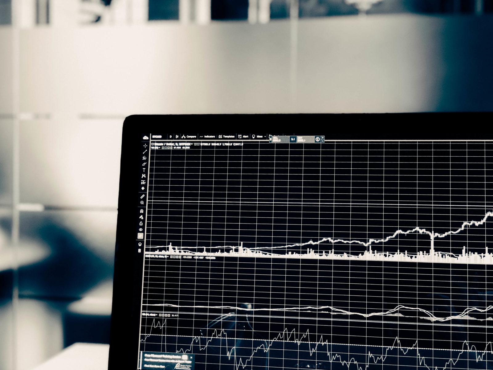 Simple Moving Average (SMA): Formula &#038; CrossOver Strategy